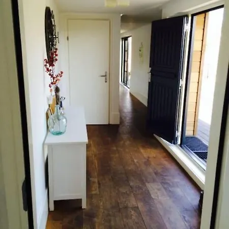 De Luxe Huisboot * أمستردام