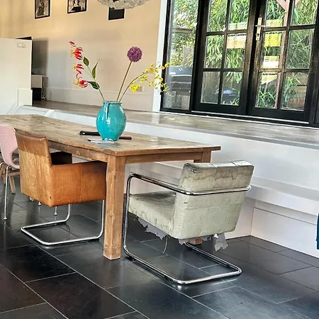 De Luxe Huisboot Villa Amsterdam