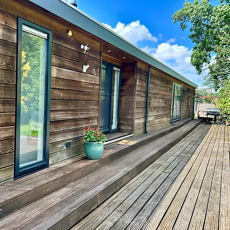 De Luxe Huisboot Villa *